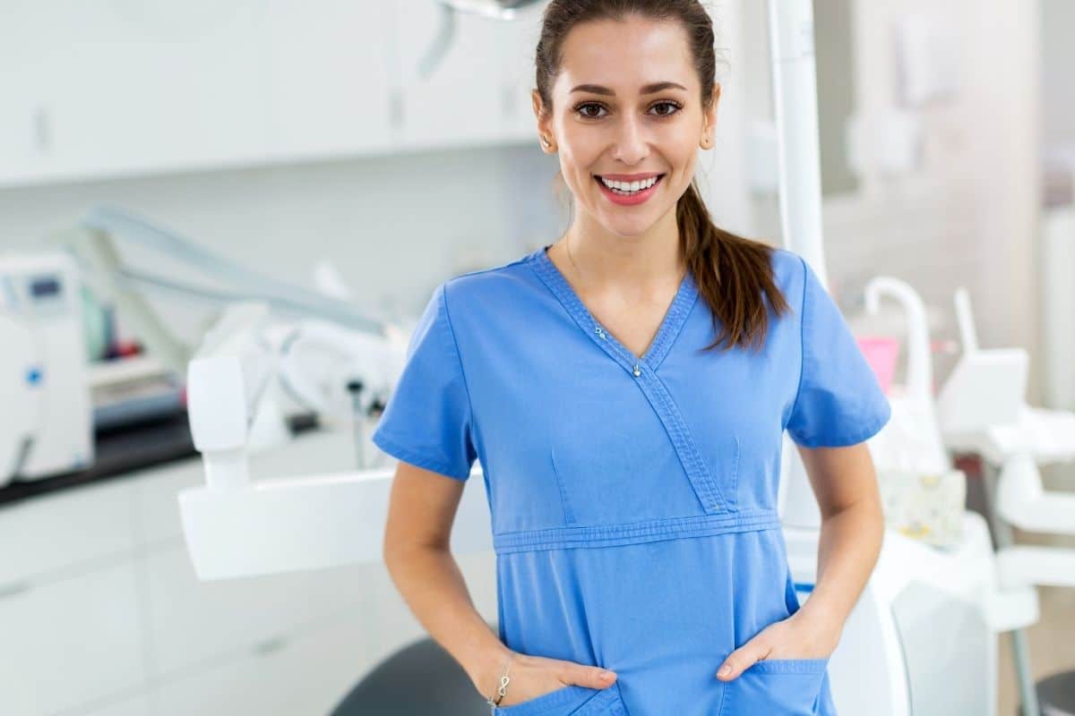 Asystentka stomatologiczna - przygotowanie do egzaminu Asystentka stomatologiczna - przygotowanie do egzaminu